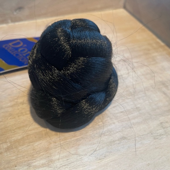 New Blk Braided Hair Extension Bun - Picture 2 of 7